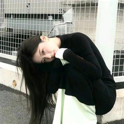 一半海水，一半火燄